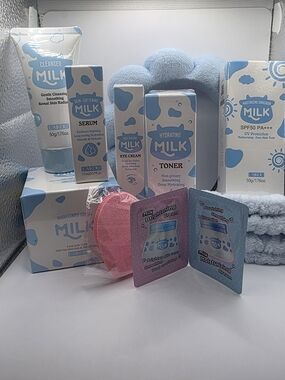 LAKOU Milk Skincare Set - 11 piece set (NEW)
